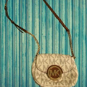 Michael Kors Fulton Crossbody purse